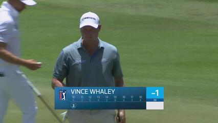 Vince Whaley drains 24-foot birdie putt on No. 10 at Corales Puntacana