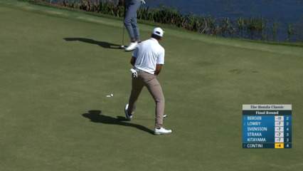 Martin Contini makes short birdie putt at Honda