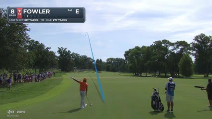 Rickie Fowler drains 3-foot putt for birdie on No. 8 at BMW Championship