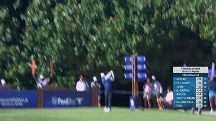 Mackenzie Hughes drains 3-foot putt for birdie on No. 13 at Mexico Open