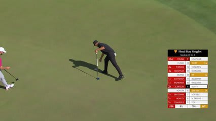 Adam Scott sinks a 21-foot birdie putt on No. 9 at Sunday Singles
