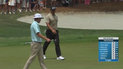 Gary Woodland sinks a 21-foot eagle putt on No. 2 at RBC Heritage