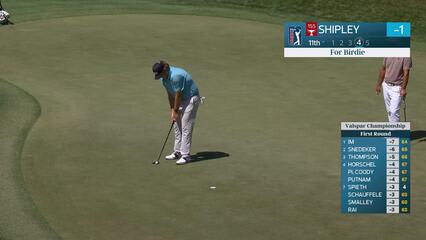 Neal Shipley drains 4-foot birdie putt on No. 11 at Valspar