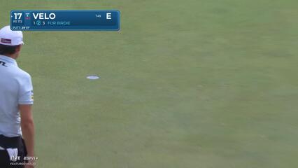 Kevin Velo sinks a 29-foot birdie putt on No. 17 at 3M Open