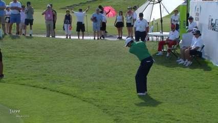 Charl Schwartzel's nice flop shot yields birdie at AT&T Byron Nelson