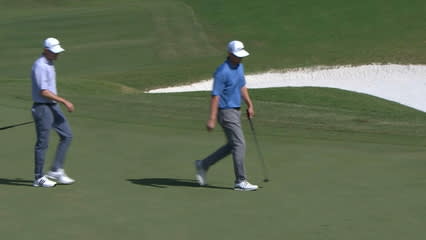 Wes Roach sinks long putt for eagle at Bermuda 