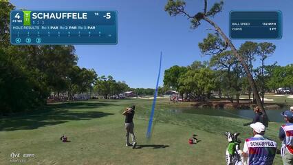 Xander Schauffele sinks 19-foot birdie putt on No. 4 at Valspar