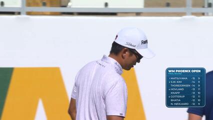 Michael Kim sinks 20-foot birdie putt on No. 17 at WM Phoenix Open