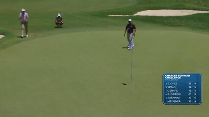 Gary Woodland holes 34-foot shot for birdie on No. 8 at Charles Schwab