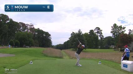 William Mouw rolls in eagle putt at Wyndham