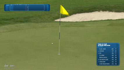 Brooks Koepka sinks 3-foot putt for birdie on No. 12 at THE CJ CUP