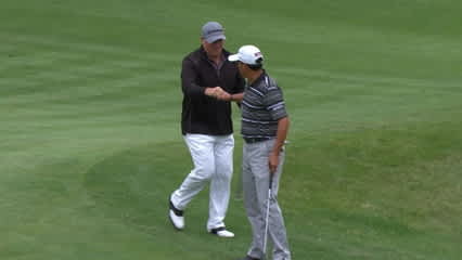 Duffy Waldorf holes chip shot for eagle at DICK'S Sporting Goods