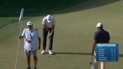 Jordan Spieth sinks 1-foot birdie putt on No. 16 at Arnold Palmer