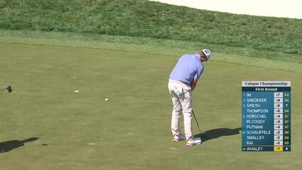Vince Whaley sinks 15-foot birdie putt on No. 5 at Valspar