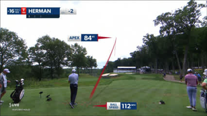 Jim Herman dials in tee shot to yield birdie at John Deere