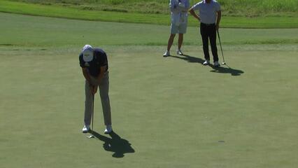 Barend Botha makes birdie on No. 16 at Compliance Solutions