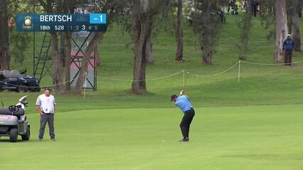 Shane Bertsch nearly holes his approach leaving a tap-in birdie at Trophy Hassan II 