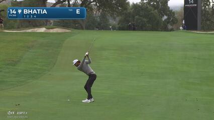 Akshay Bhatia hits 82-yard approach to 3 feet, sets up birdie on No. 14 at Procore