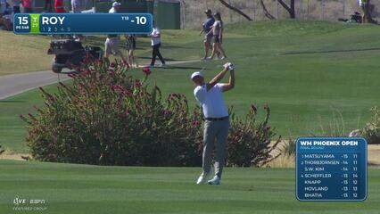 Kevin Roy sinks 2-foot birdie putt on No. 15 at WM Phoenix Open