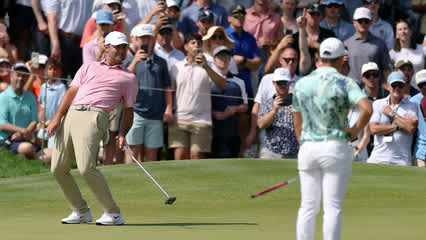 Scottie Scheffler sinks 31-foot birdie putt on No. 4 at Travelers