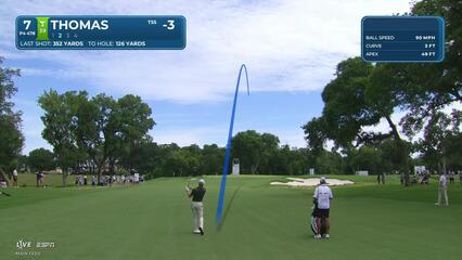 Justin Thomas's 125-yard approach sets up birdie on No. 7 at Charles Schwab