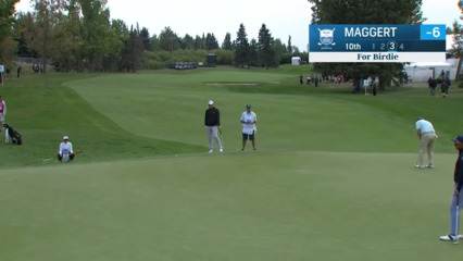 Jeff Maggert drains long range birdie putt at Shaw Charity