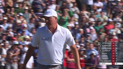 Kevin Roy sinks 25-foot birdie putt on No. 18 at WM Phoenix Open