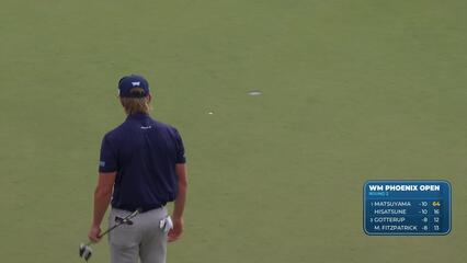 Jake Knapp sinks 26-foot birdie putt on No. 4 at WM Phoenix Open