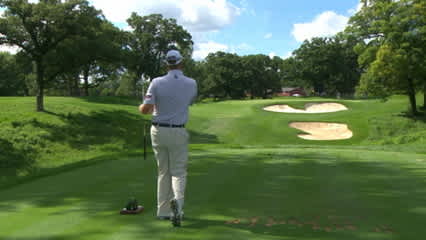 Tom Gillis' solid tee shot yields birdie at John Deere