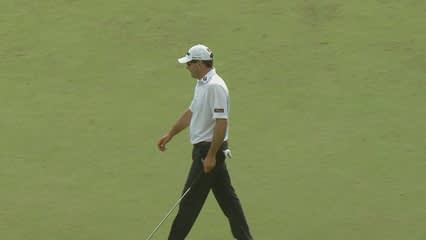 Ben Curtis holes lengthy putt for birdie at Arnold Palmer