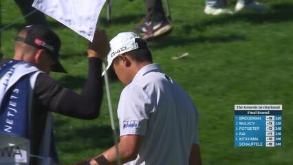 Collin Morikawa taps in from 1 foot for birdie on No. 1 at The Genesis