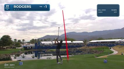 Patrick Rodgers sinks 35-foot birdie putt on No. 17 at The American Express