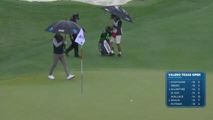 S.H. Kim gets up-and-down from 53 feet for birdie on No. 17 at Valero