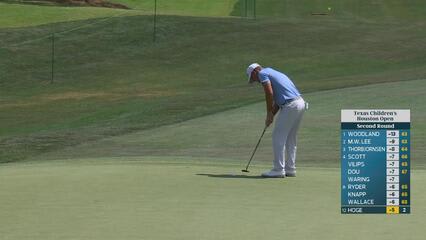 Tom Hoge sinks 14-foot birdie putt on No. 3 at Texas Children's
