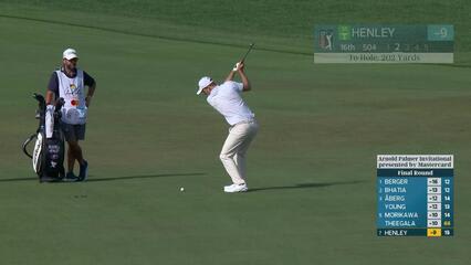 Russell Henley drains 4-foot birdie putt on No. 16 at Arnold Palmer