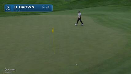 Blades Brown drains 12-foot putt for par on No. 3 at John Deere