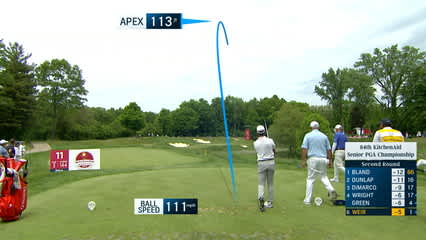 Mike Weir dials in tee shot to yield birdie at KitchenAid Senior PGA