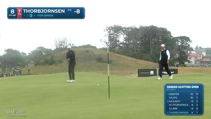 Michael Thorbjornsen sinks 24-foot birdie putt on No. 8 at Genesis