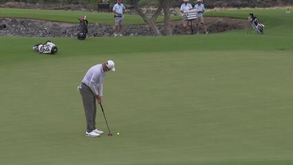 Ernie Els makes birdie on No. 10 at Mitsubishi Electric Championship at Hualalai
