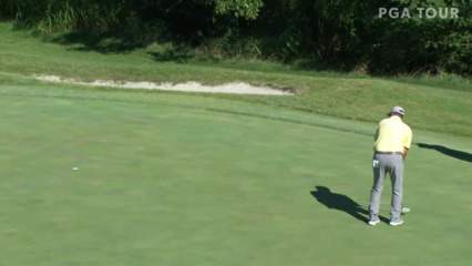Kenny Perry buries lengthy eagle putt at Bass Pro