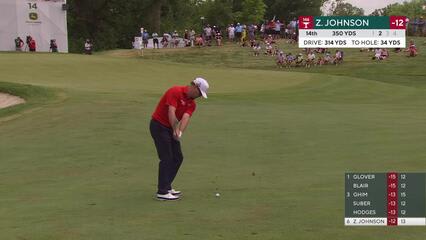 Zach Johnson drains 6-foot putt for birdie on No. 14 at John Deere