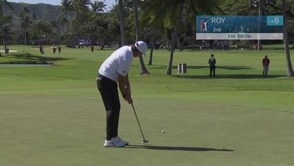 Kevin Roy sinks 11-foot birdie putt on No. 2 at Sony Open