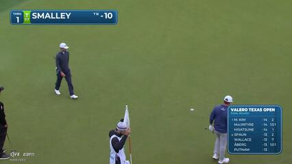 Alex Smalley drains 34-foot birdie putt on No. 1 at Valero