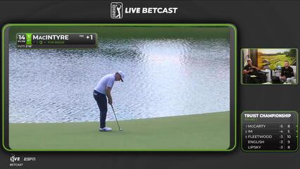 Robert MacIntyre drains 3-foot putt for birdie on No. 14 at Truist Championship