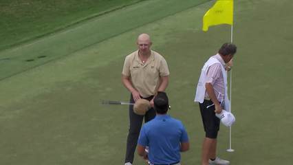Harry Hall sinks 6-foot birdie putt on No. 18 at Sony Open