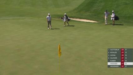 Lee Hodges drains 45-foot birdie putt on No. 14 at John Deere
