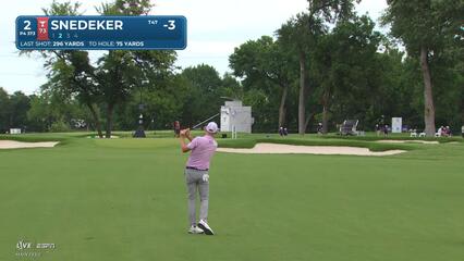 Brandt Snedeker gets up-and-down from 75 yards for birdie on No. 2 at Charles Schwab