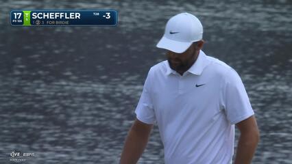 Scottie Scheffler drains 12-foot birdie putt on No. 17 at THE PLAYERS