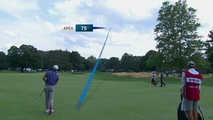 Collin Morikawa sinks 3-foot putt for birdie on No. 6 at Travelers