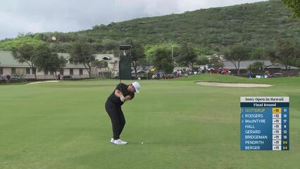 Chris Gotterup sinks 21-foot birdie putt on No. 12 at Sony Open